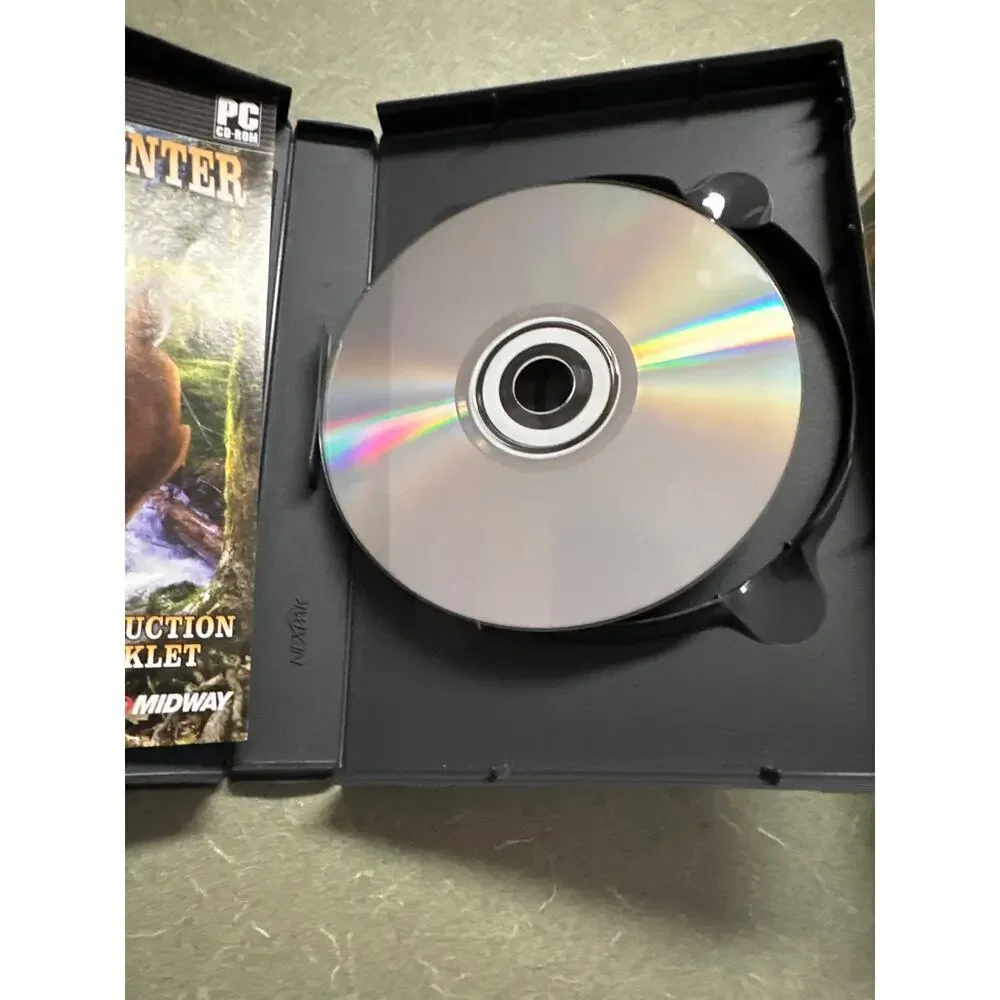 Big Buck Hunter PC CD-ROM – Complete Case & Manual – Midway Arcade Hunting Game